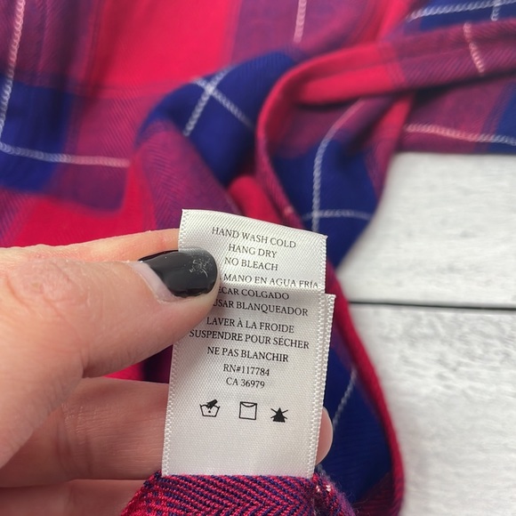 Rails Jordyn Tunic Top in Ruby / Navy Check S G4 - Picture 9 of 9